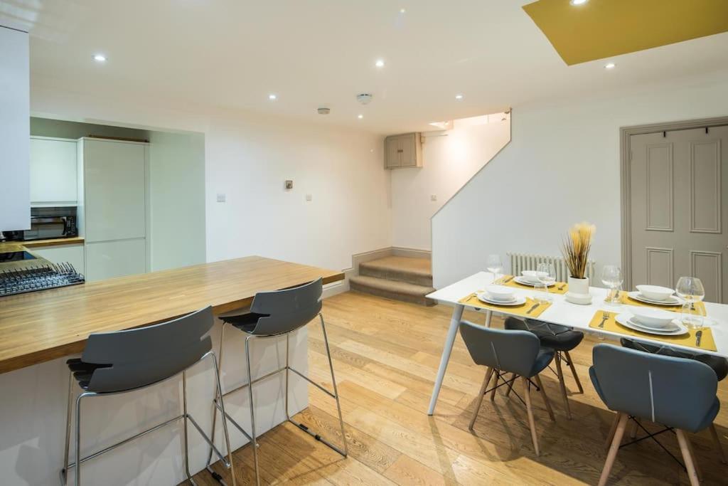 Superb Retreat Central Next Tube Apartment London Ngoại thất bức ảnh