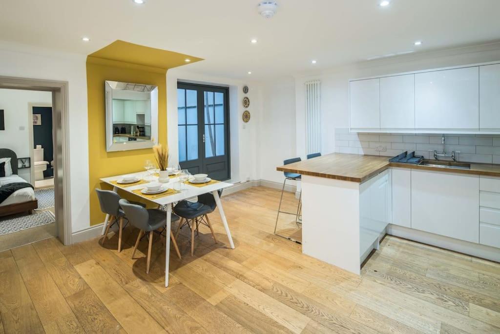 Superb Retreat Central Next Tube Apartment London Ngoại thất bức ảnh