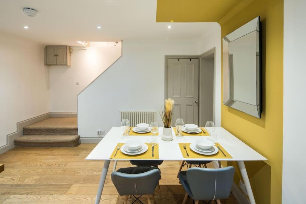 Superb Retreat Central Next Tube Apartment London Ngoại thất bức ảnh